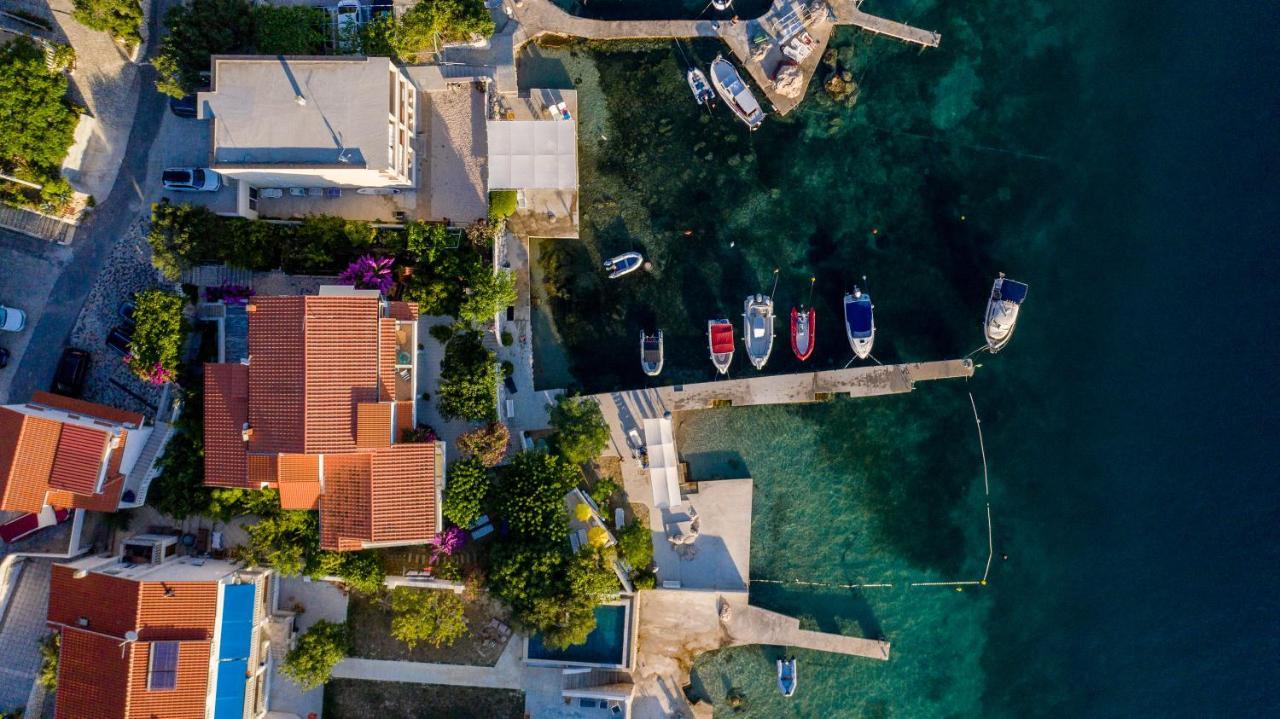 شقة House Subic سوبيتارسكا دراغا المظهر الخارجي الصورة