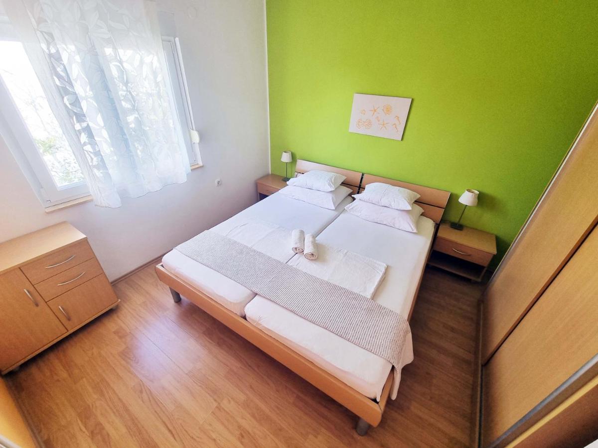 شقة House Subic سوبيتارسكا دراغا المظهر الخارجي الصورة