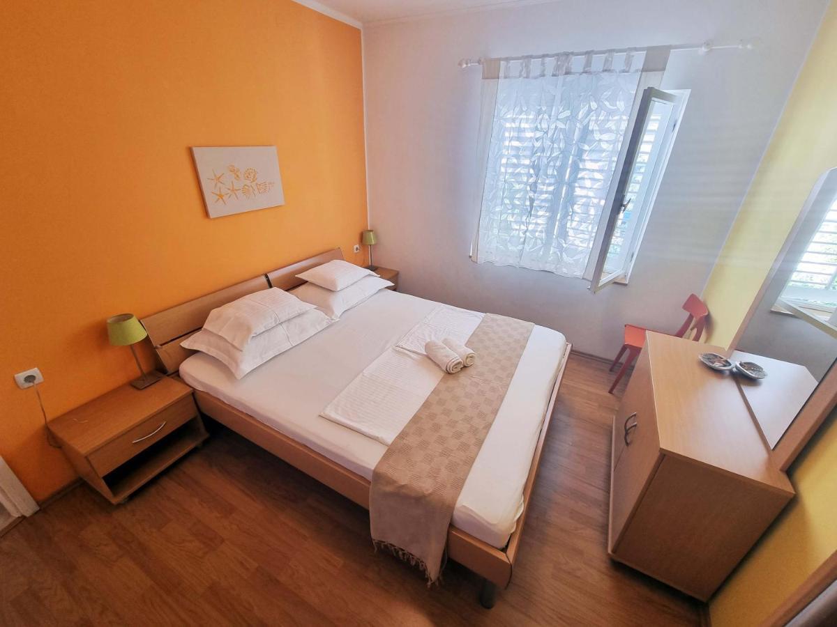 شقة House Subic سوبيتارسكا دراغا المظهر الخارجي الصورة