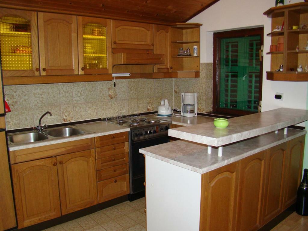 شقة House Subic سوبيتارسكا دراغا المظهر الخارجي الصورة